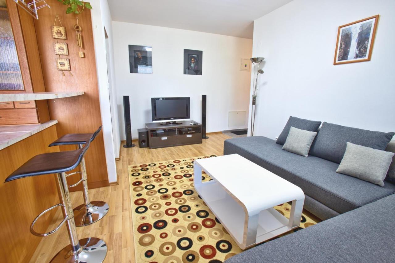 Apartman Hugo Veľký Slavkov Eksteriør bilde